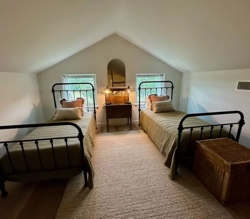 Twin Beds in Loft